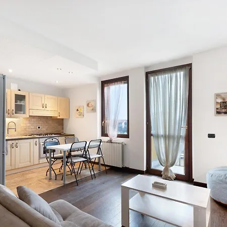 Casa Emagal Appartamento Sesto Calende